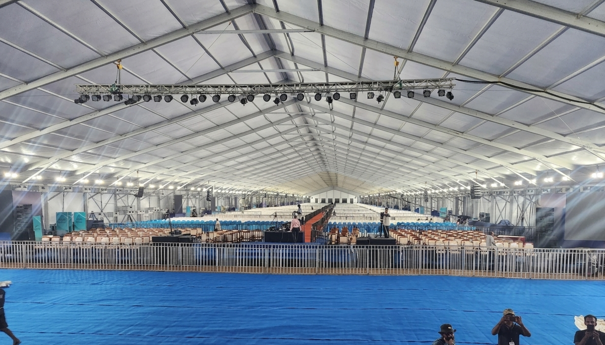 HERO &mdash; flagship event photo
